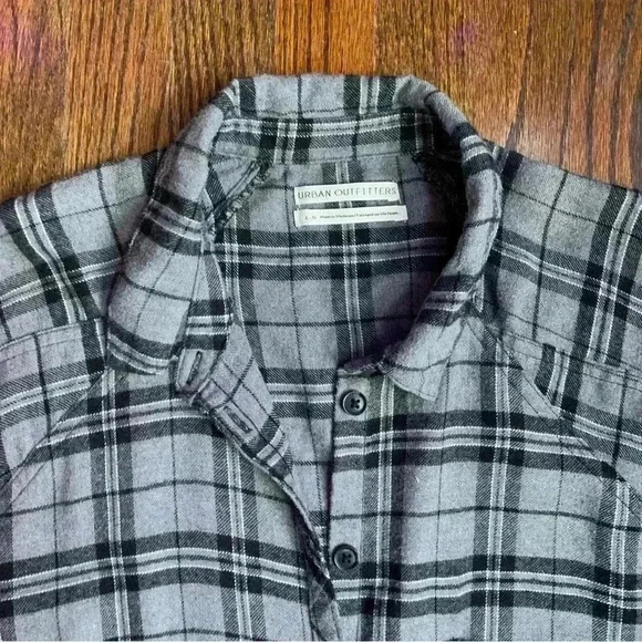 Urban Outfitters Oversized Women’s Flannel Comfy Cozy Size Large - Picture 2 of 7